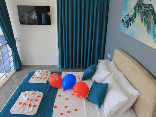  gece  -  Kasım
  | Kalkan İncebel'de Jakuzili Muhafazakar Villa: Doğa İçinde Huzurlu Tatil
